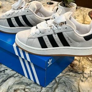 Adidas Women's Sneakers - White and Black